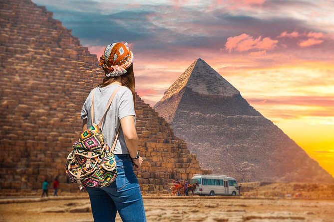 Stopover Tour of Cairo - Giza and the three pyramids