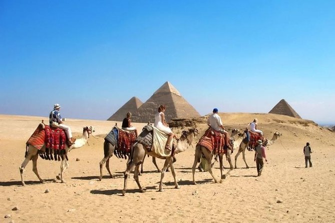 The Giza Pyramids & The museum of Egyptian civilization - What the praise points to, and where to stay alert