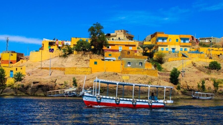 The Nile: Felucca Ride with Meal and Transfers - Koshary After the Ride