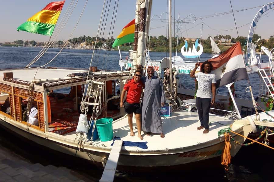 The Nile: Felucca Ride with Meal and Transfers - Boarding the Traditional Felucca