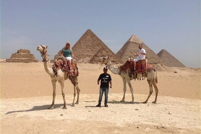 Top Private Trip to Giza Pyramids And Egyptian Museum In Cairo - The 20-minute camel ride and panoramic viewpoint