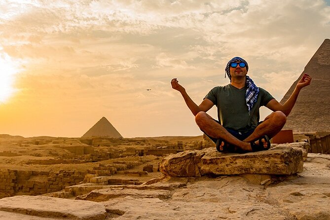 Tour to Giza Pyramids and Sphinx - The Great Sphinx and Valley Temple