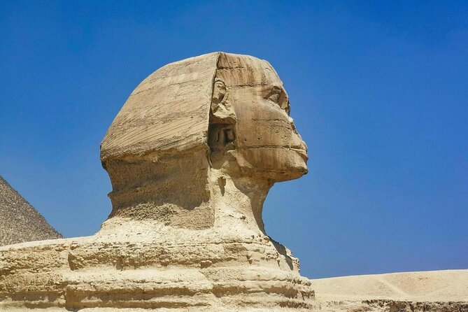 Tour to Giza pyramids Sphinx with local guide - Meeting Khufu, the largest pyramid at Giza
