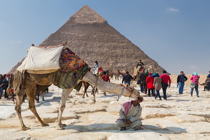 Tour to Pyramids And The Egyptian Museum - The Pyramids of Giza: a powerful first three hours