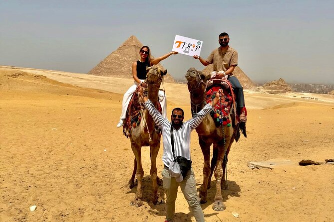 Tour to the Great Pyramids City, Panoramic View, Sphinx and Camel - The six-hour plan at Giza