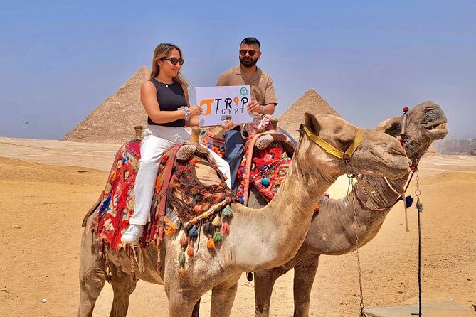 Tour to the Great Pyramids City, Panoramic View, Sphinx and Camel - Panoramic views and the Queens Pyramids