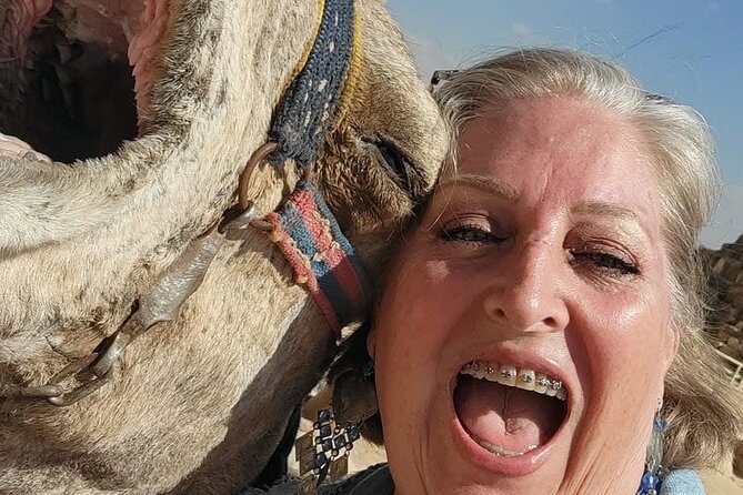 VIP tour of Giza plateau - A 30-minute camel ride with nine pyramids in view